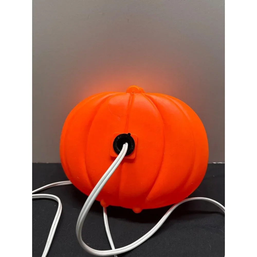 Vintage Light-Up Halloween Pumpkin Jack-O-Lantern Decoration